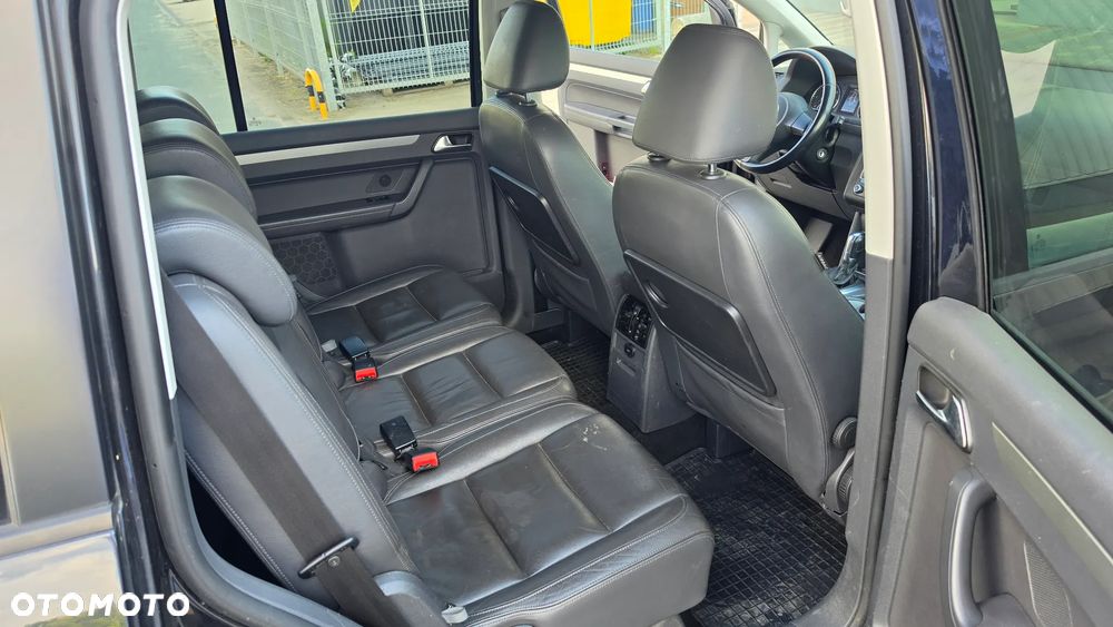 Volkswagen Touran 2.0 TDI DPF DSG Comfortline - 20