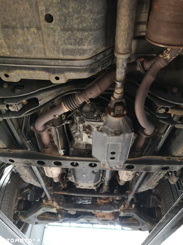 Toyota Land Cruiser - 25
