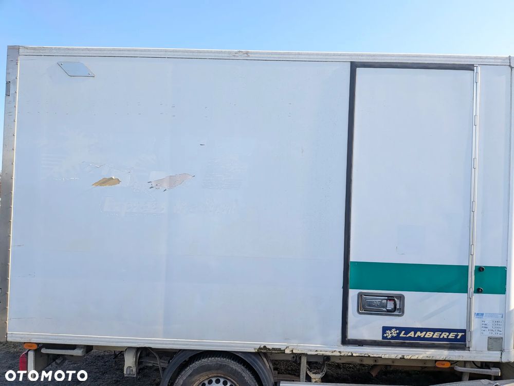 Mercedes-Benz Sprinter - 25