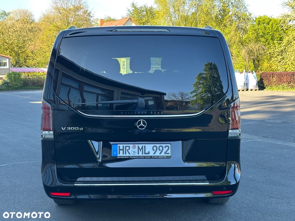 Mercedes-Benz Klasa V 300 d extralang 9G-TRONIC Avantgarde - 5