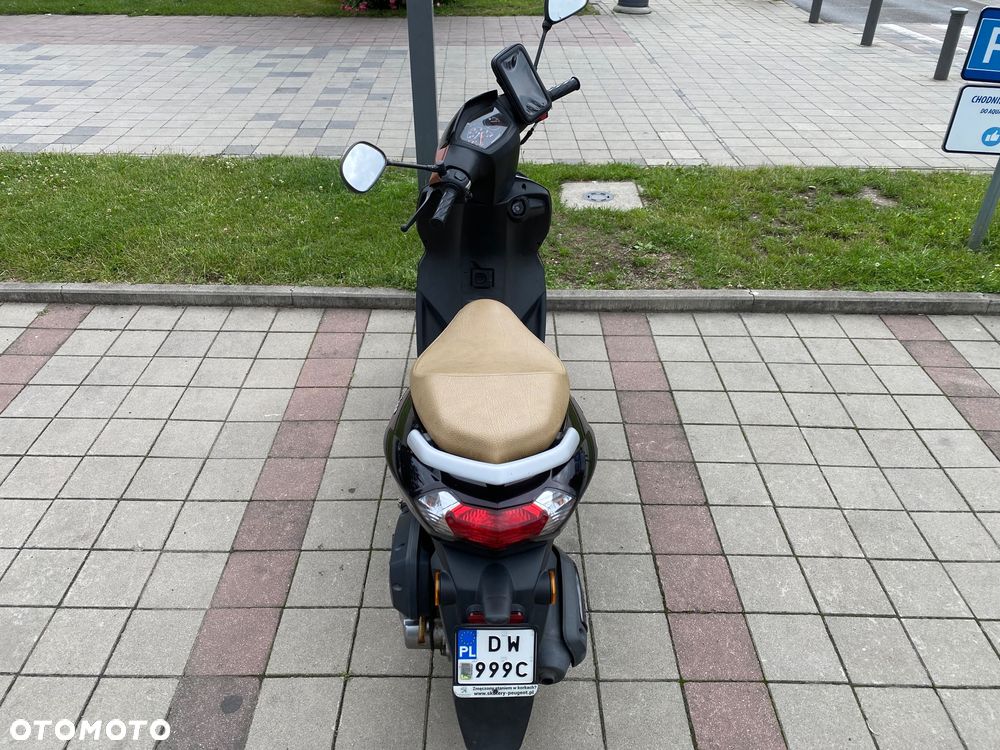 Peugeot Kisbee - 6