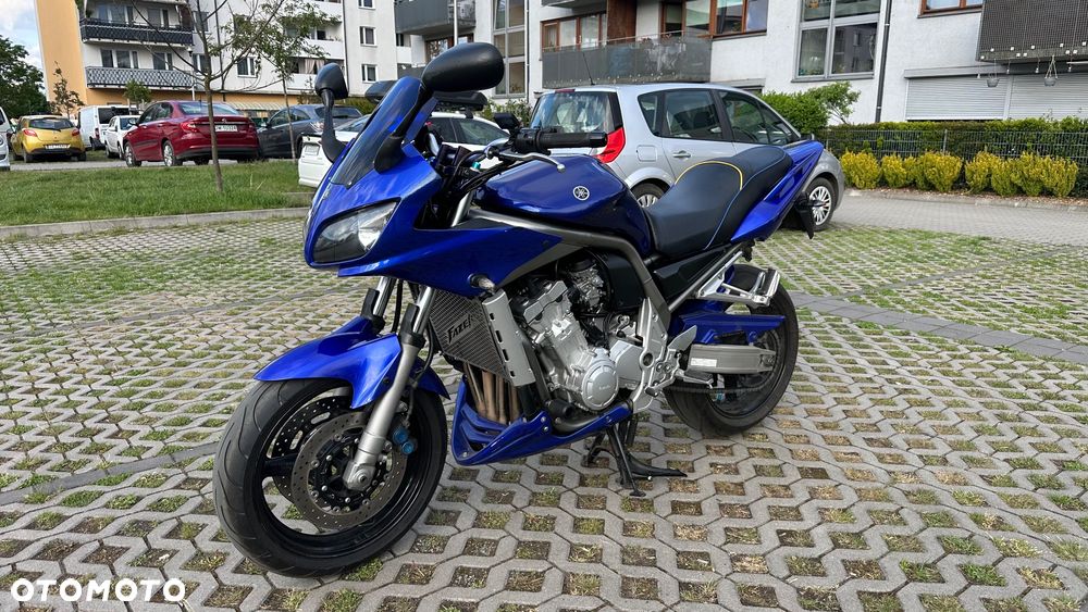 Yamaha FZS - 1