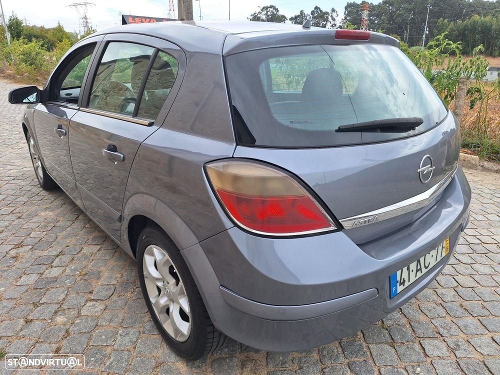 Opel Astra 1.3 CDTi Cosmo - 5