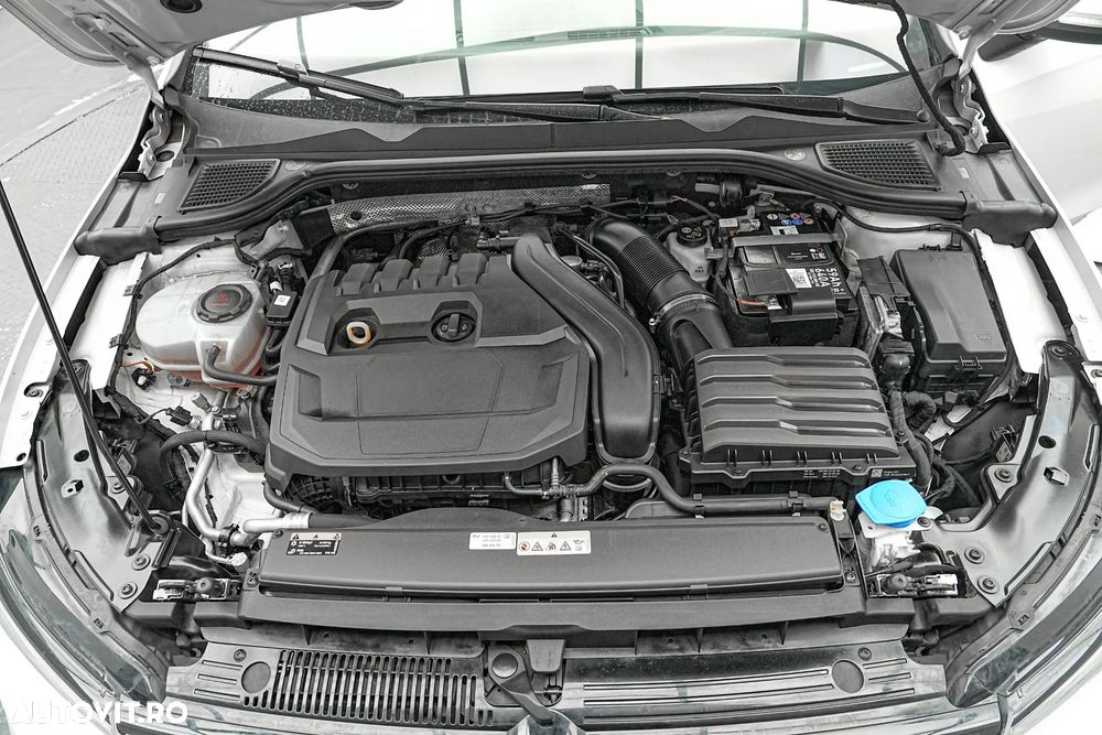 Volkswagen Golf 1.5 eTSI MHEV 150CP DSG Style - 28