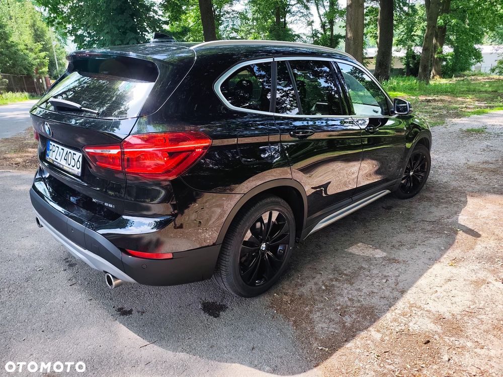 BMW X1 xDrive28i xLine - 5