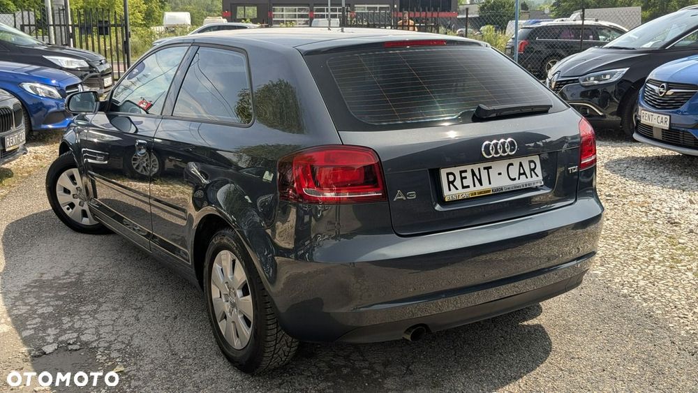 Audi A3 3-drzwiowe 1.6 TDI Ambiente - 10