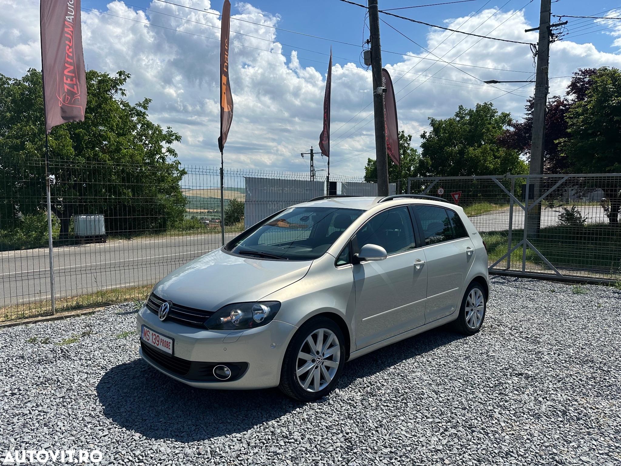 Volkswagen Golf Plus 1.6 TDI DPF Comfortline - 2