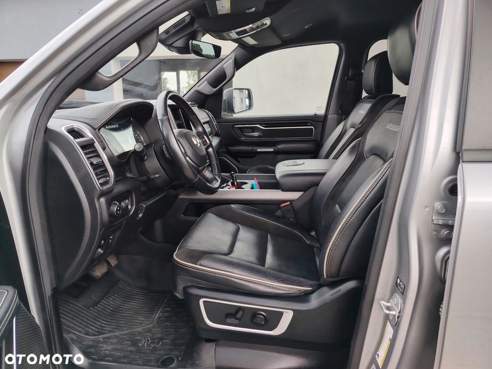 RAM 1500 5.7 Crew Cab Laramie - 19