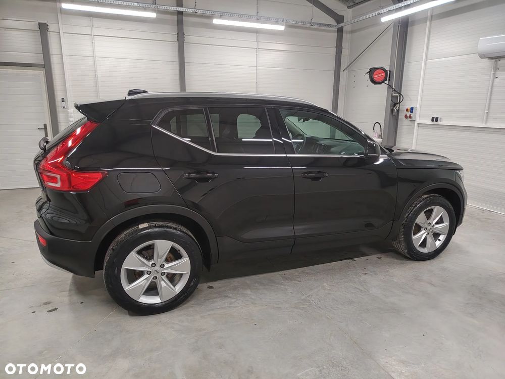 Volvo XC 40 B3 Plus Dark - 14