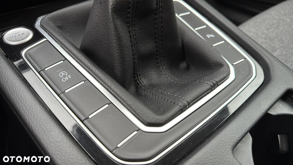 Volkswagen Passat 1.5 TSI EVO Business - 20