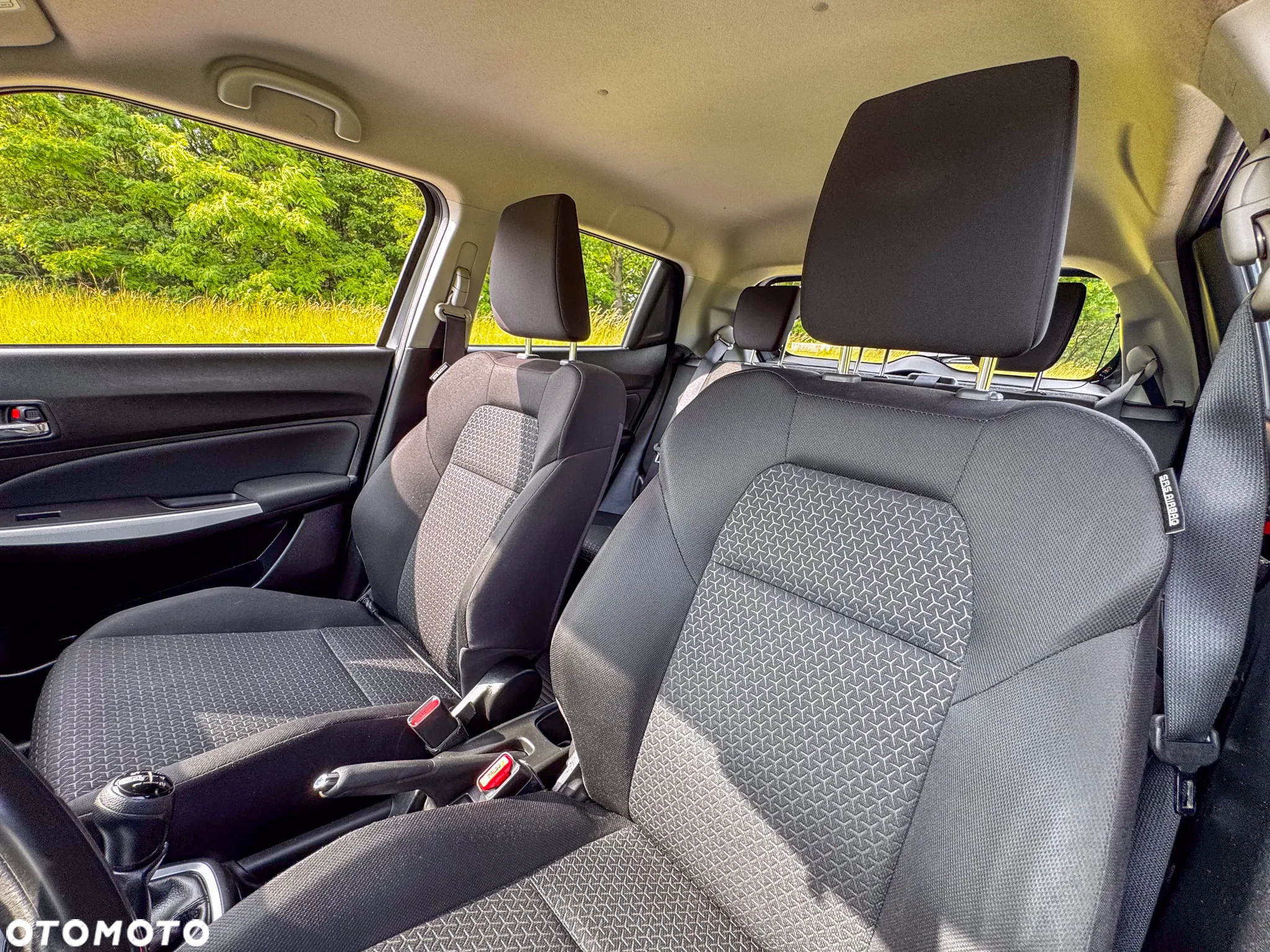Suzuki Swift 1.2 Premium - 18