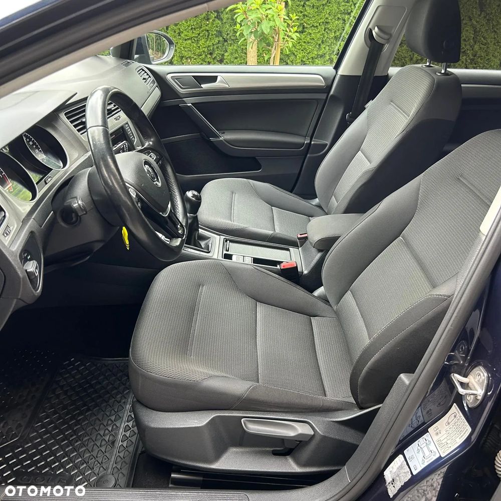 Volkswagen Golf 1.6 TDI BMT Comfortline - 15