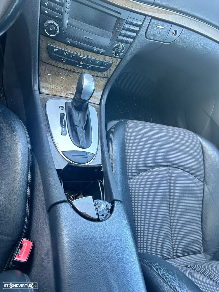 Mercedes-Benz E 220 CDi Avantgarde Aut. - 10