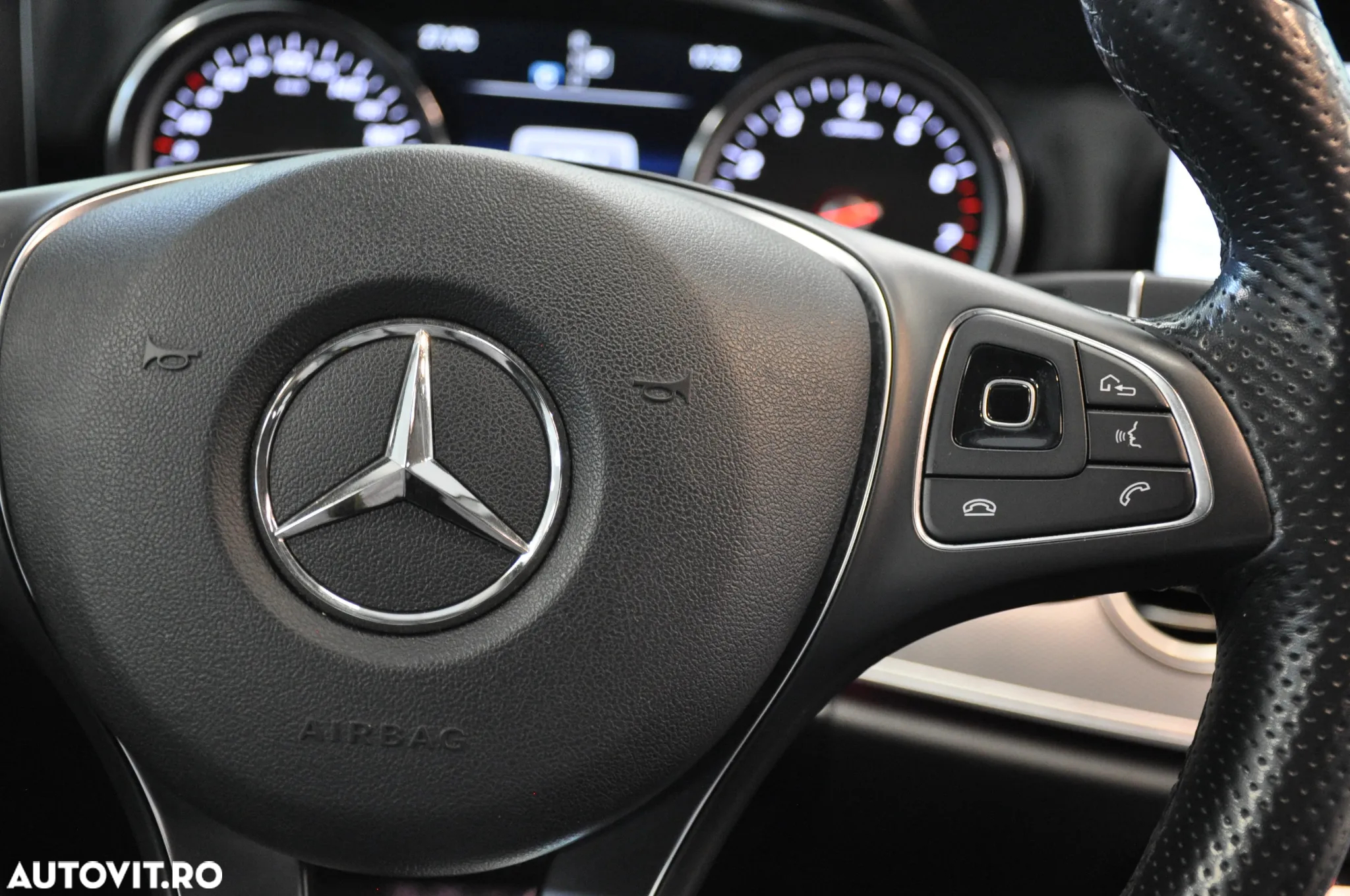 Mercedes-Benz E 250 Aut. - 19