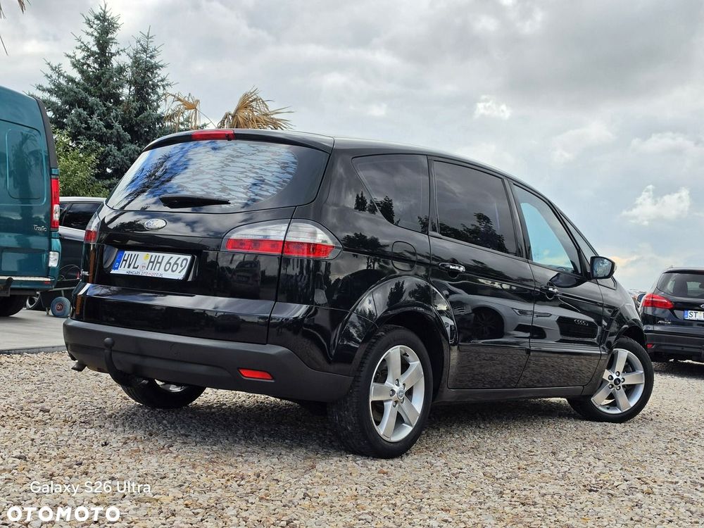 Ford S-Max - 24