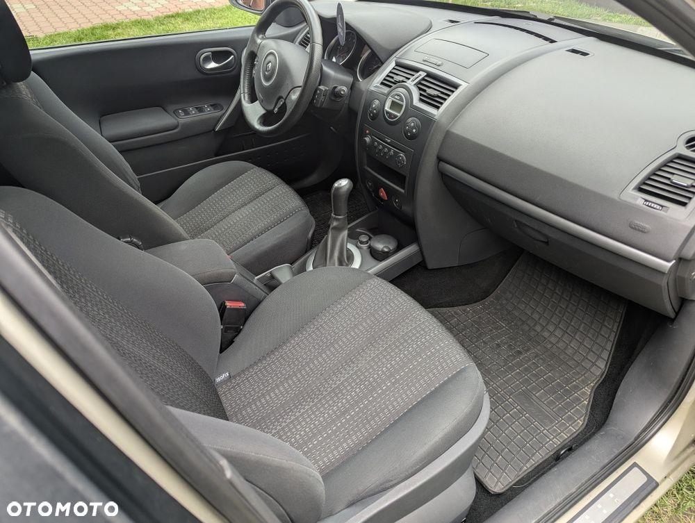 Renault Megane - 5