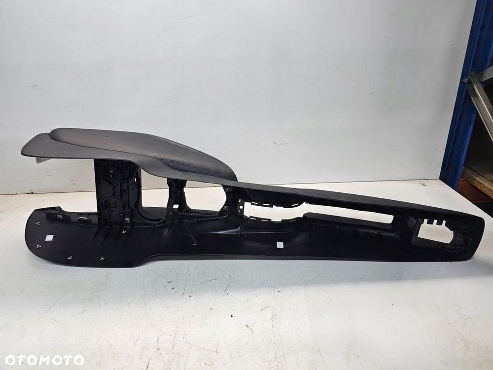 TUNEL ŚRODKOWY AUDI A1 8X LIFT 8X0863240E - 5