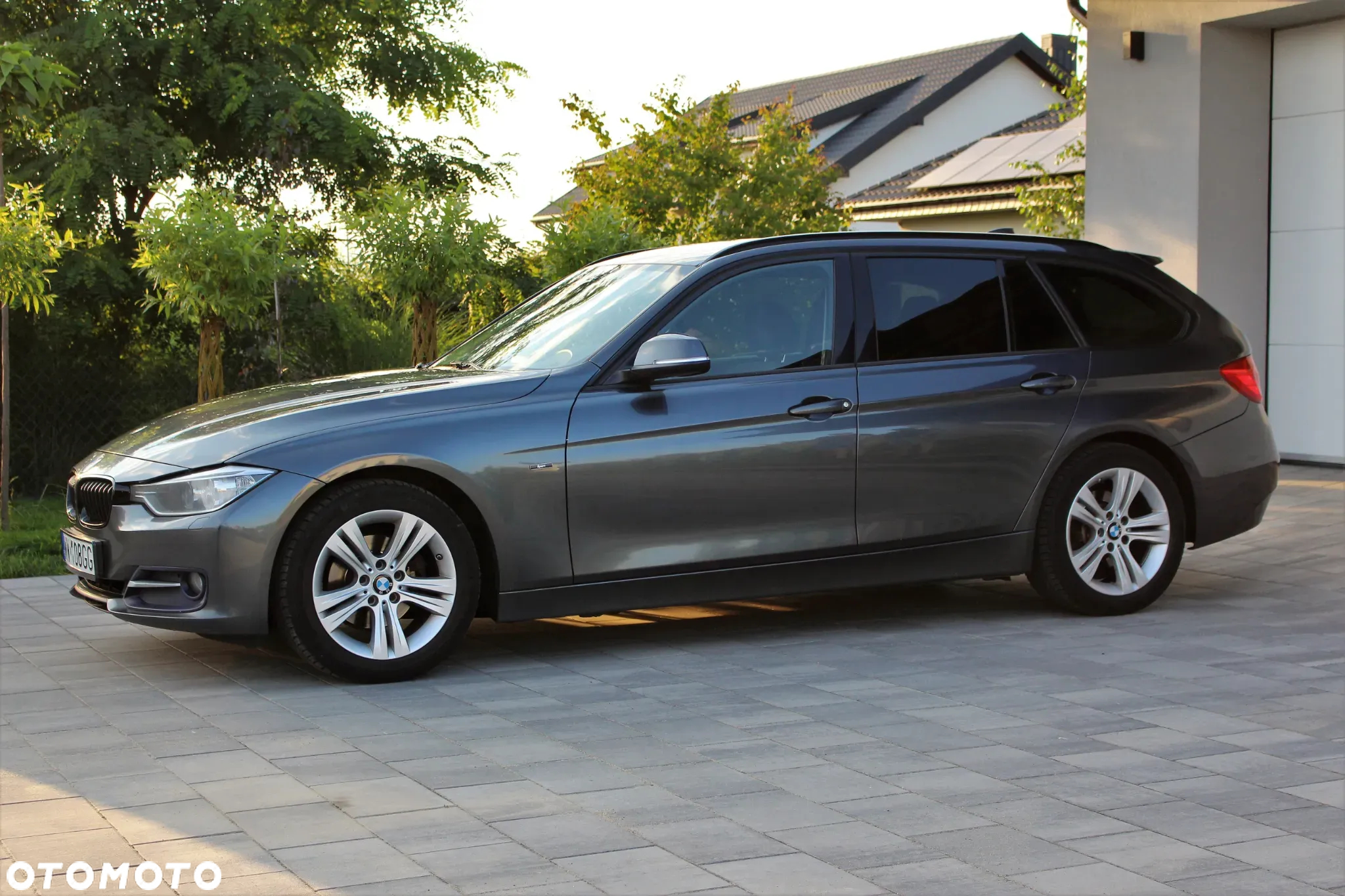 BMW Seria 3 316i Touring Sport Line - 9