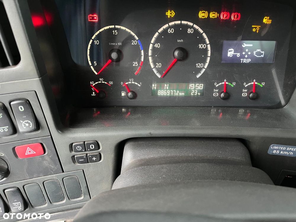 Scania P270 - 12