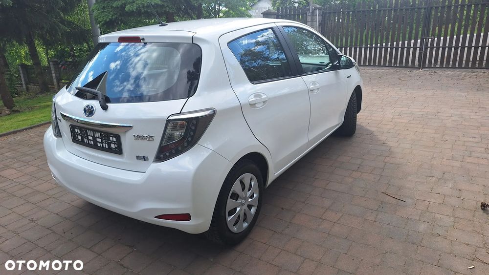 Toyota Yaris 1.5 VVT-i Lounge - 8