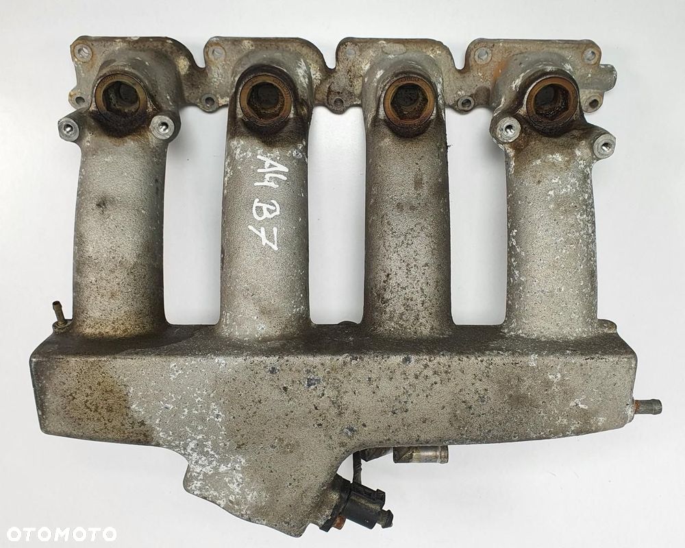 KOLEKTOR SSĄCY AUDI A4 B7 1.8 T 06B133223AC - 1