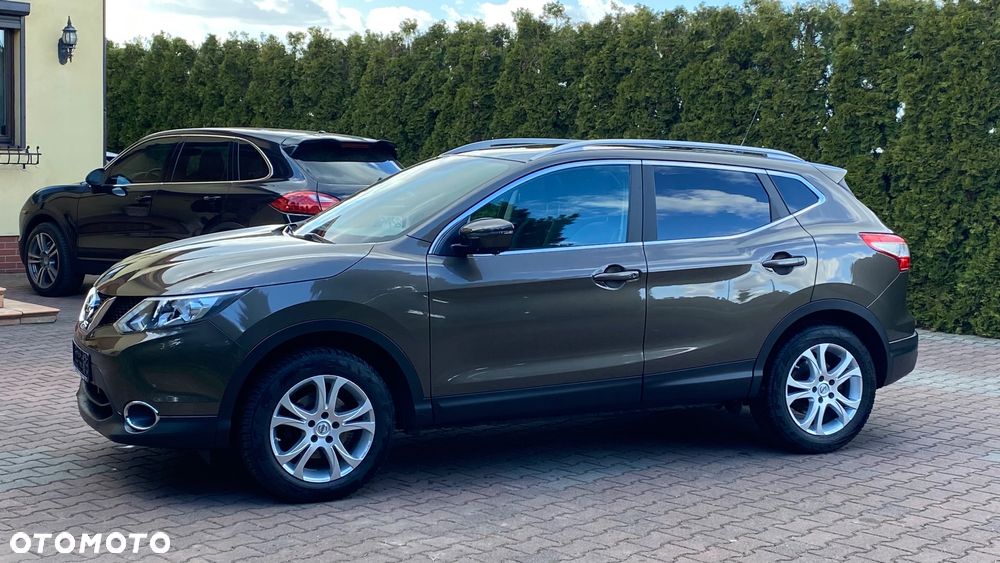 Nissan Qashqai 1.2 DIG-T Xtronic TEKNA+ - 5