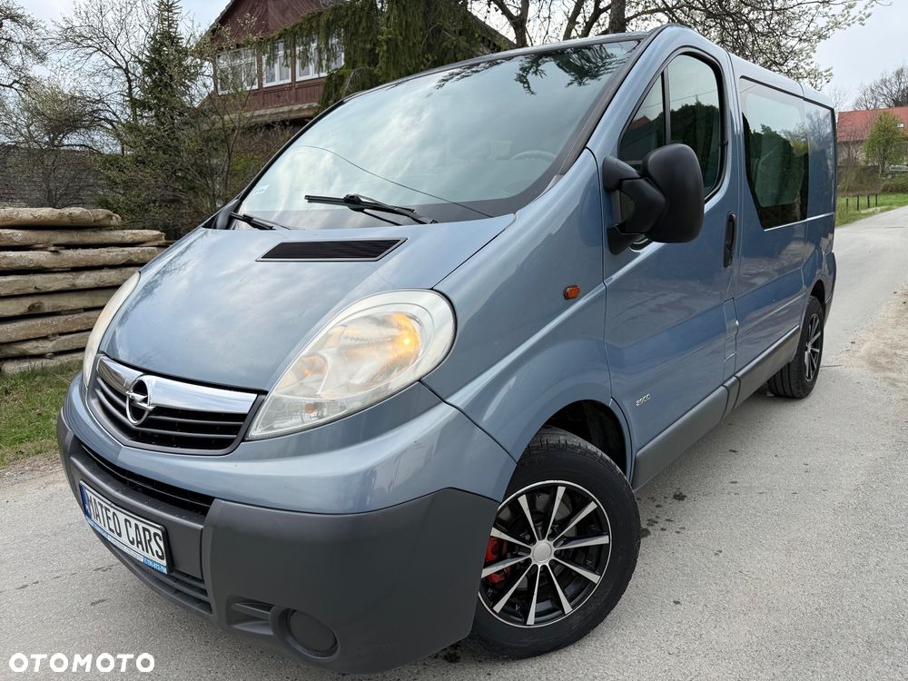 Opel Vivaro - 2