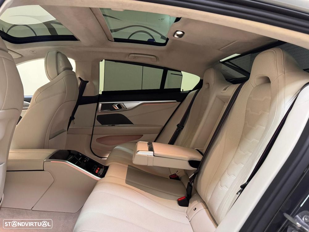 BMW 840 Gran Coupé d xDrive Pack M - 52