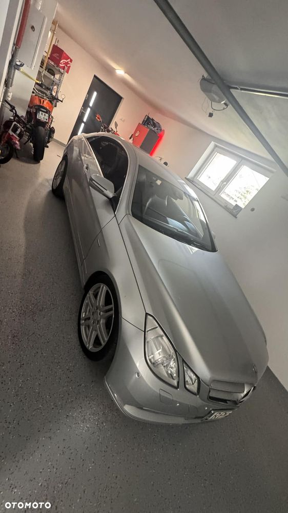 Mercedes-Benz Klasa E 350 CDI DPF BlueEFFICIENCY 7G-TRONIC Elegance - 5