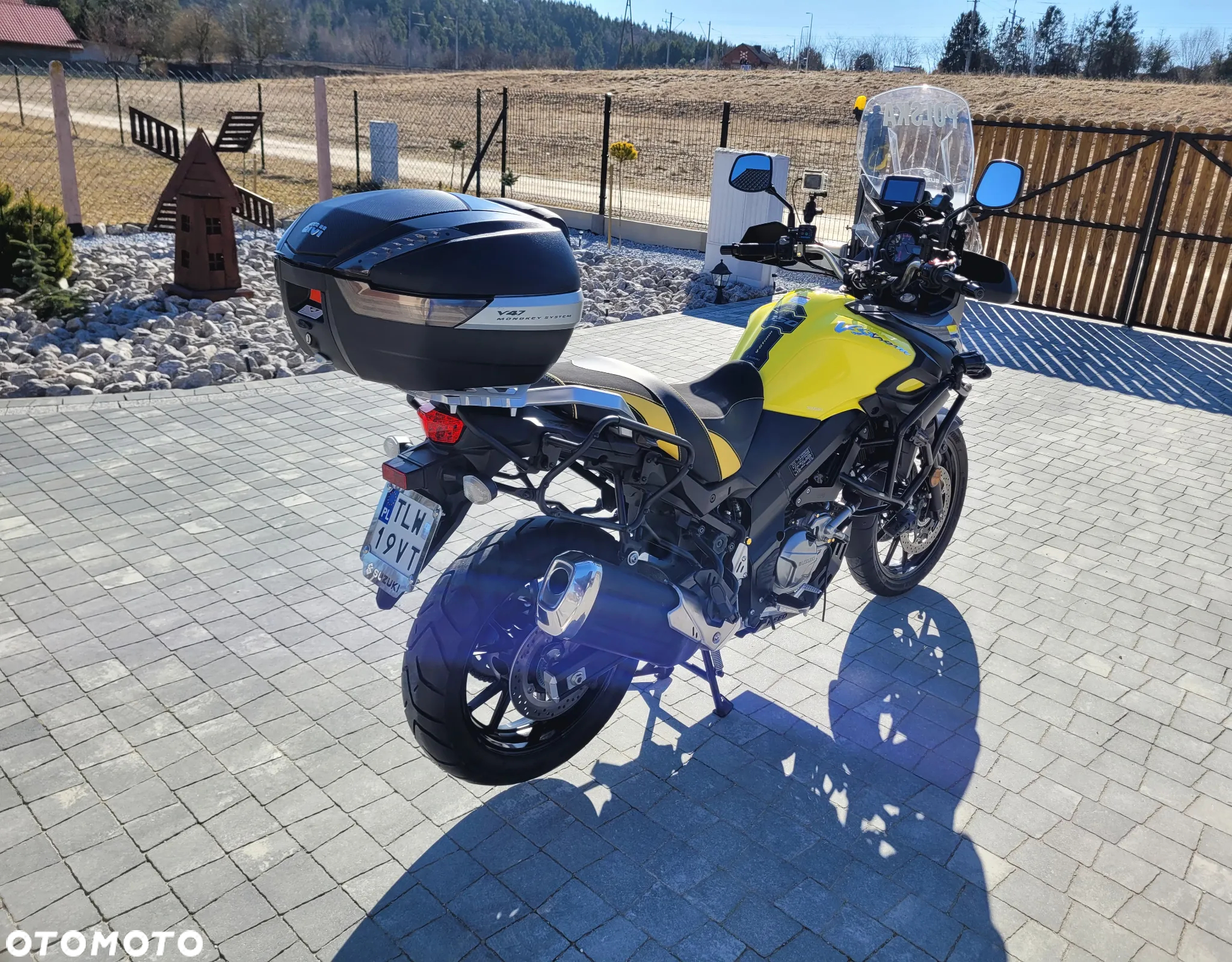 Suzuki V-STROM - 6