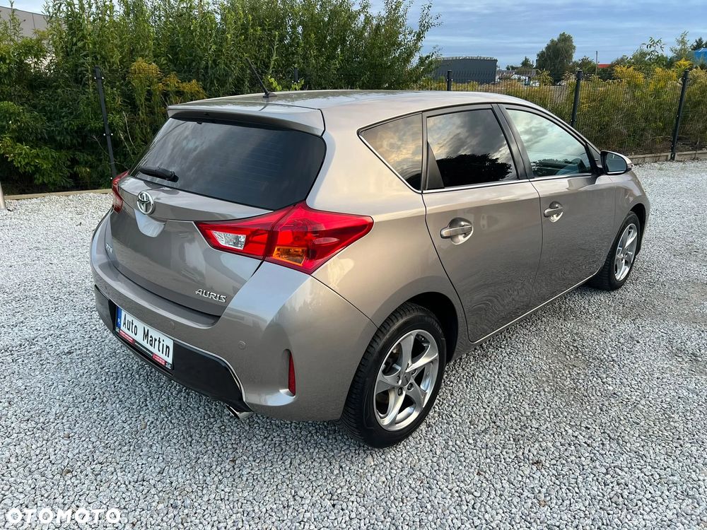 Toyota Auris 1.6 Active - 11