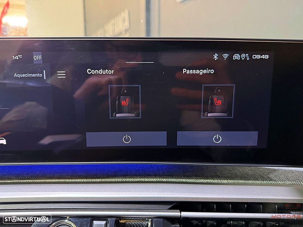 Peugeot 3008 1.2 Hybrid Allure Pack e-DCS6 - 30