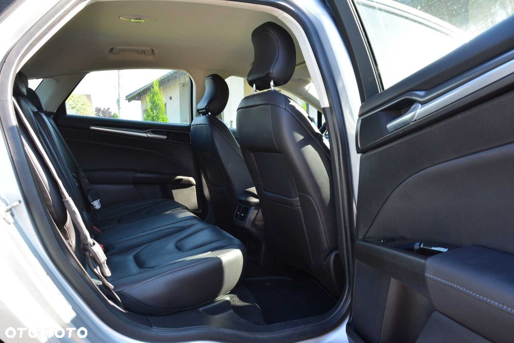 Ford Mondeo - 2