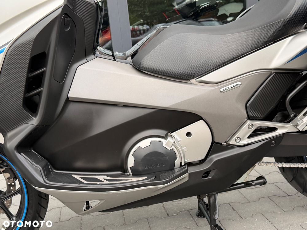 Honda NC - 32