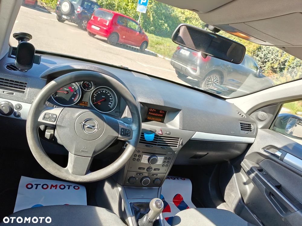 2005 Opel Astra 1.3 CDTI Edition Plus, photograph 6