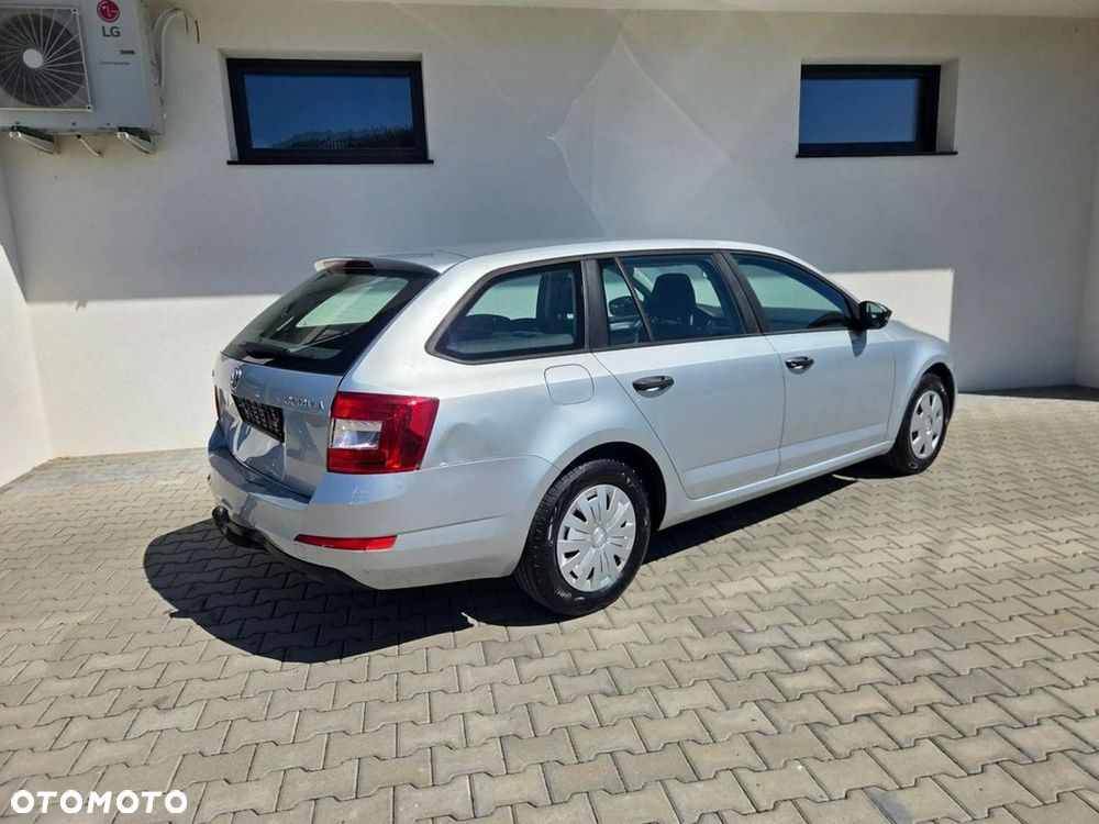 Skoda Octavia - 16