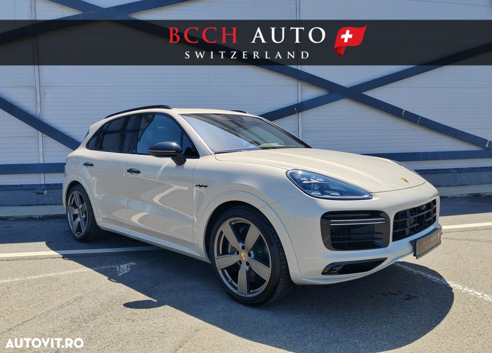 Porsche Cayenne Turbo E-Hybrid Tiptronic S - 2