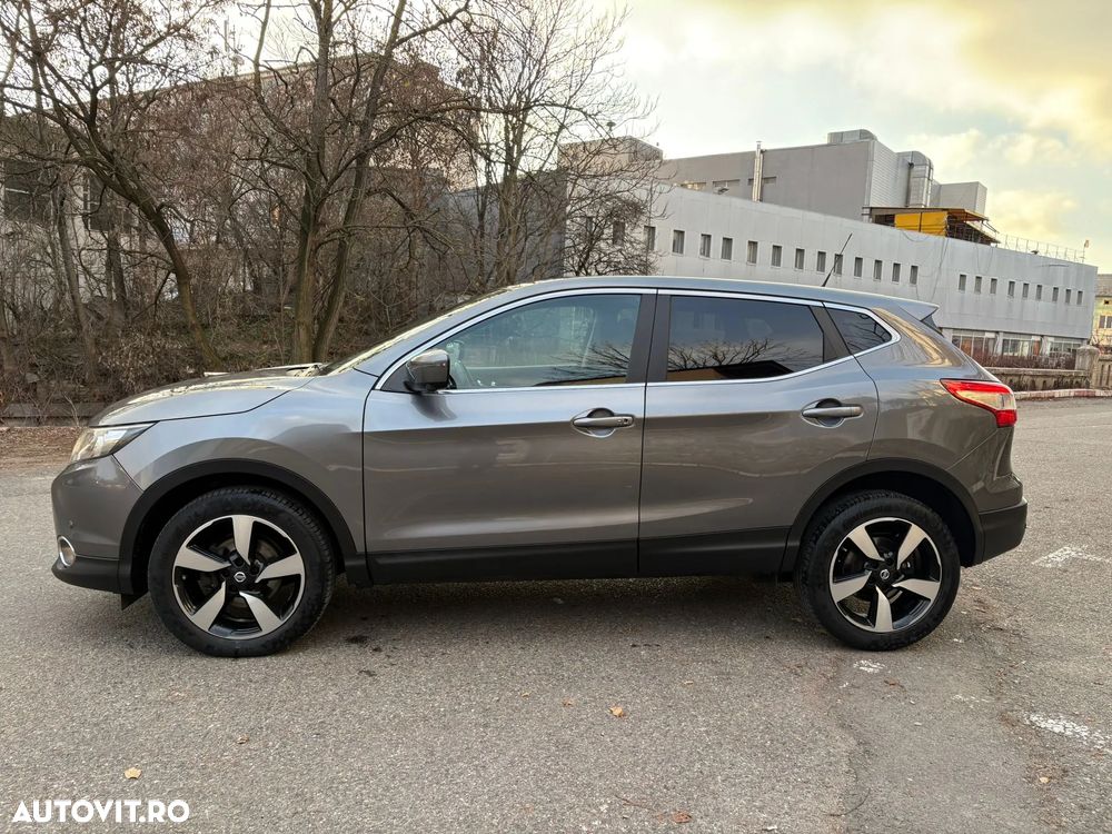 Nissan Qashqai 1.6 DCI ALL-MODE 4x4i TEKNA+ - 4