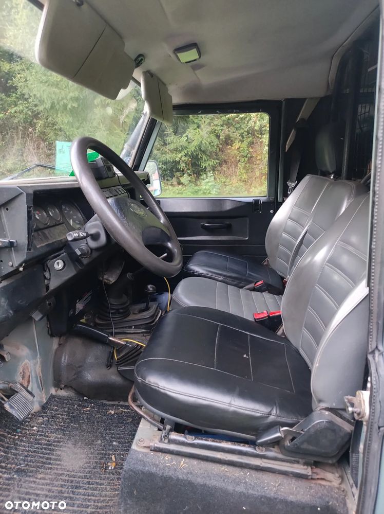 Land Rover Defender 110 2.5 TDI - 5