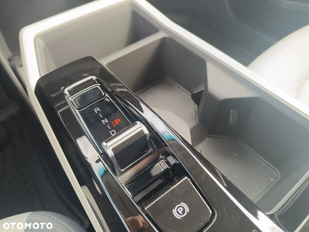 SsangYong/KGM Torres - 23