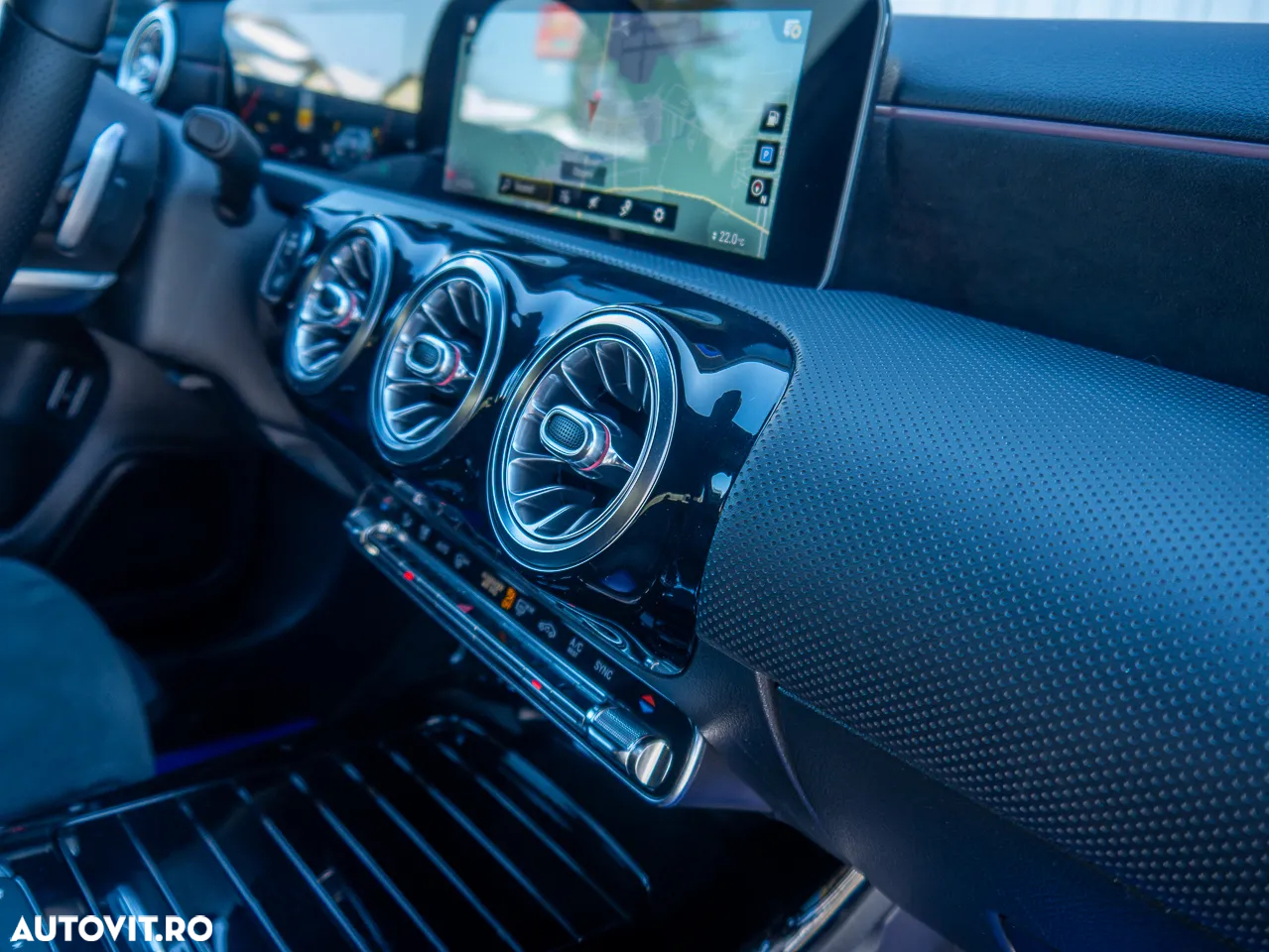 Mercedes-Benz A 180 d 7G-DCT - 32