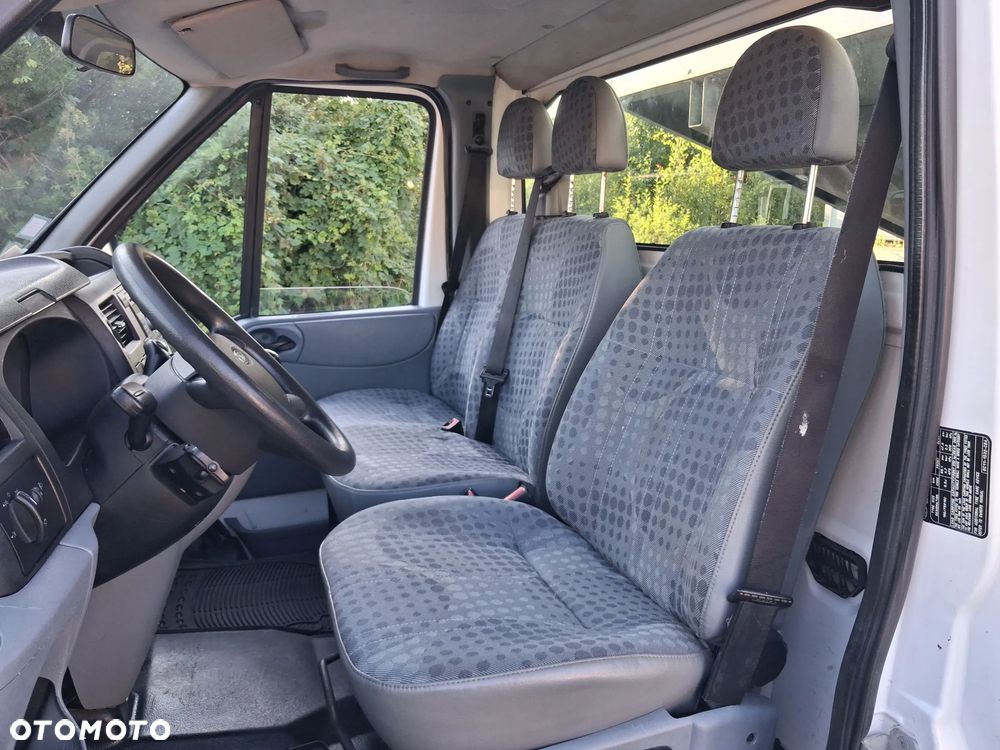 Ford Transit - 18