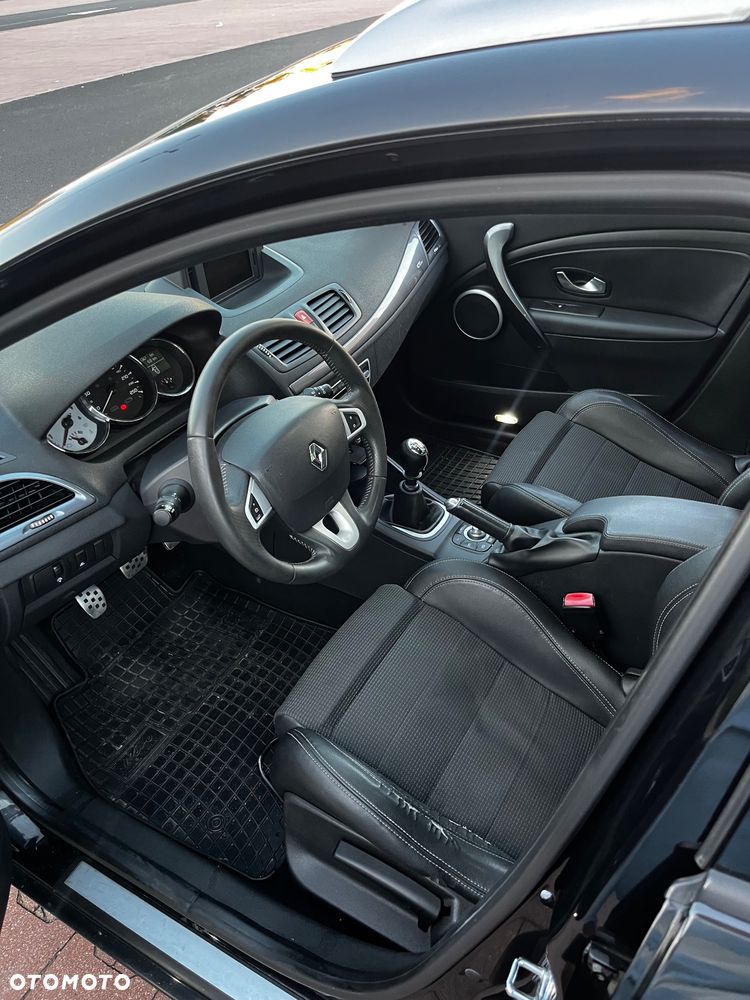 Renault Megane 1.9 dCi Dynamique Euro5 - 19