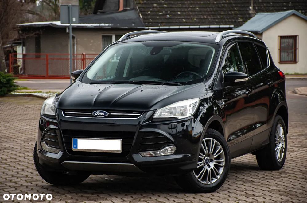 Ford Kuga 1.6 EcoBoost 2x4 Titanium - 3
