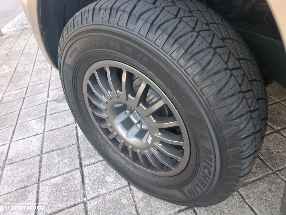 Toyota Land Cruiser D-4D Executive - 12