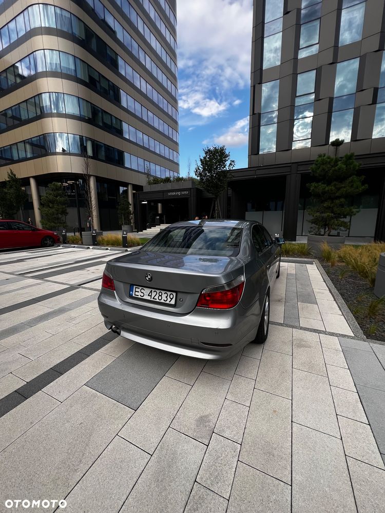 BMW Seria 5 525d - 5