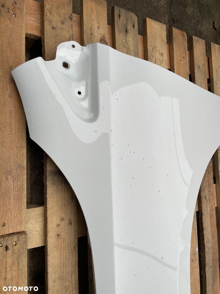 BŁOTNIK PRZÓD LEWY MERCEDES-BENZ W247 B KLASA A2478810900 BIAŁY W KOLOR - 12