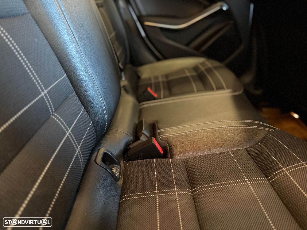 Mercedes-Benz A 160 d Urban Aut. - 23