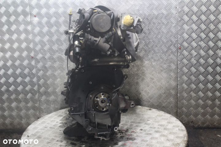 SILNIK OPEL ASTRA H 1.9CDTI Z19DT - 4