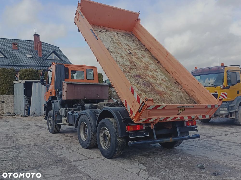 Iveco TRAKKER 410 6x4 / 6x6 Wywrotka / Piaskarka - 4
